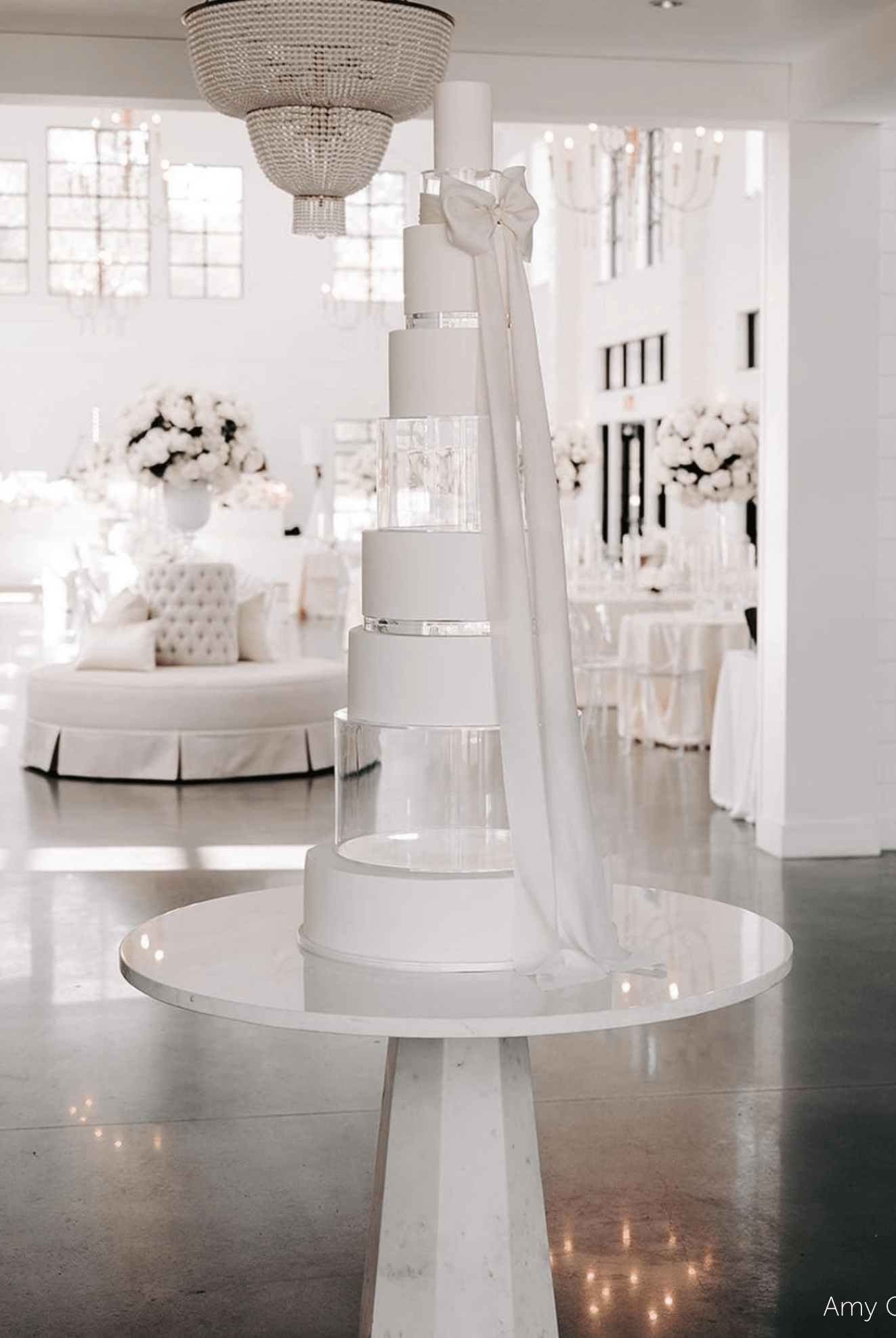 30mm Round Clear Ultra Polished Acrylic Cake Spacer - Prop Options