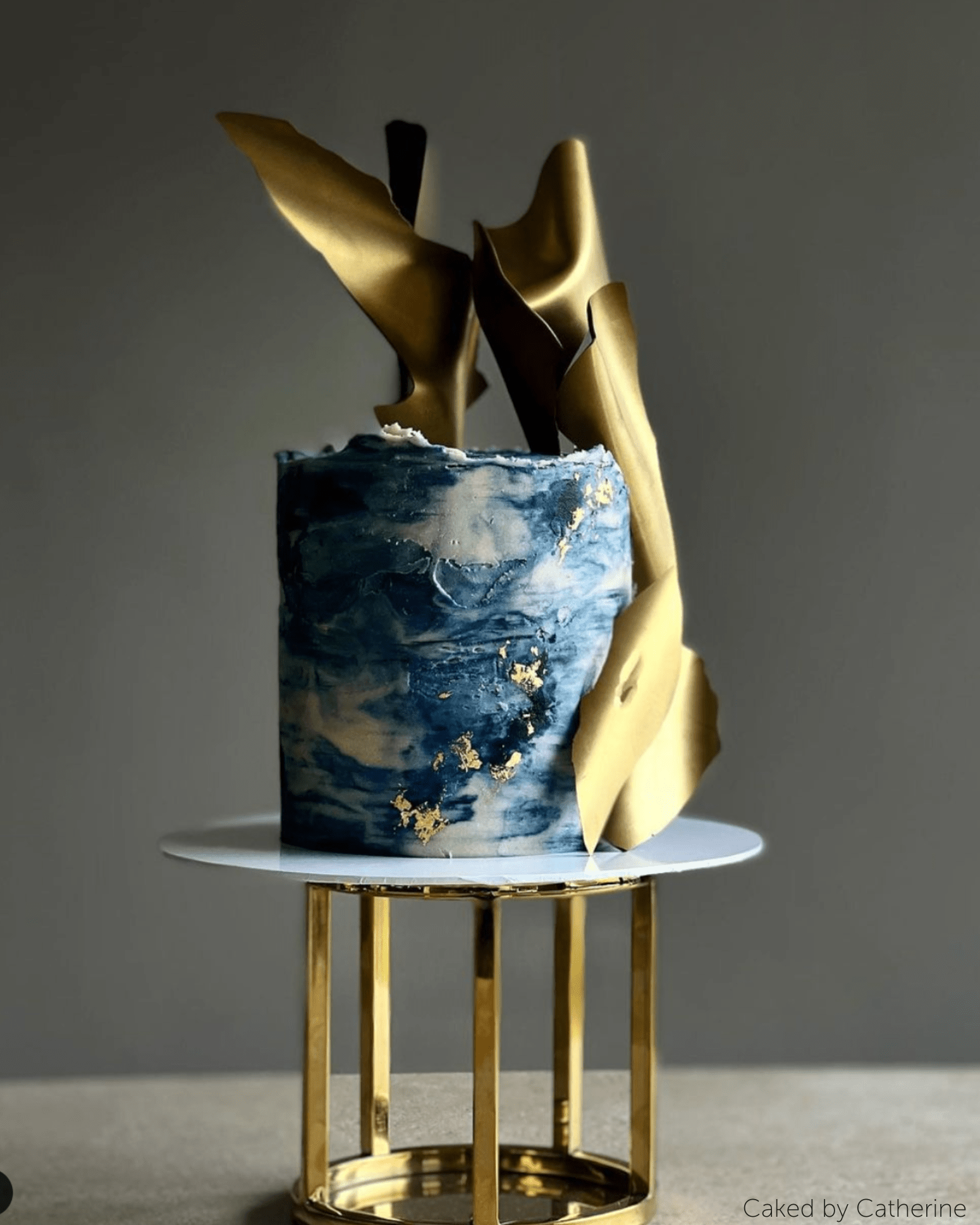 6" Round Metallic Cake Separator - Prop Options