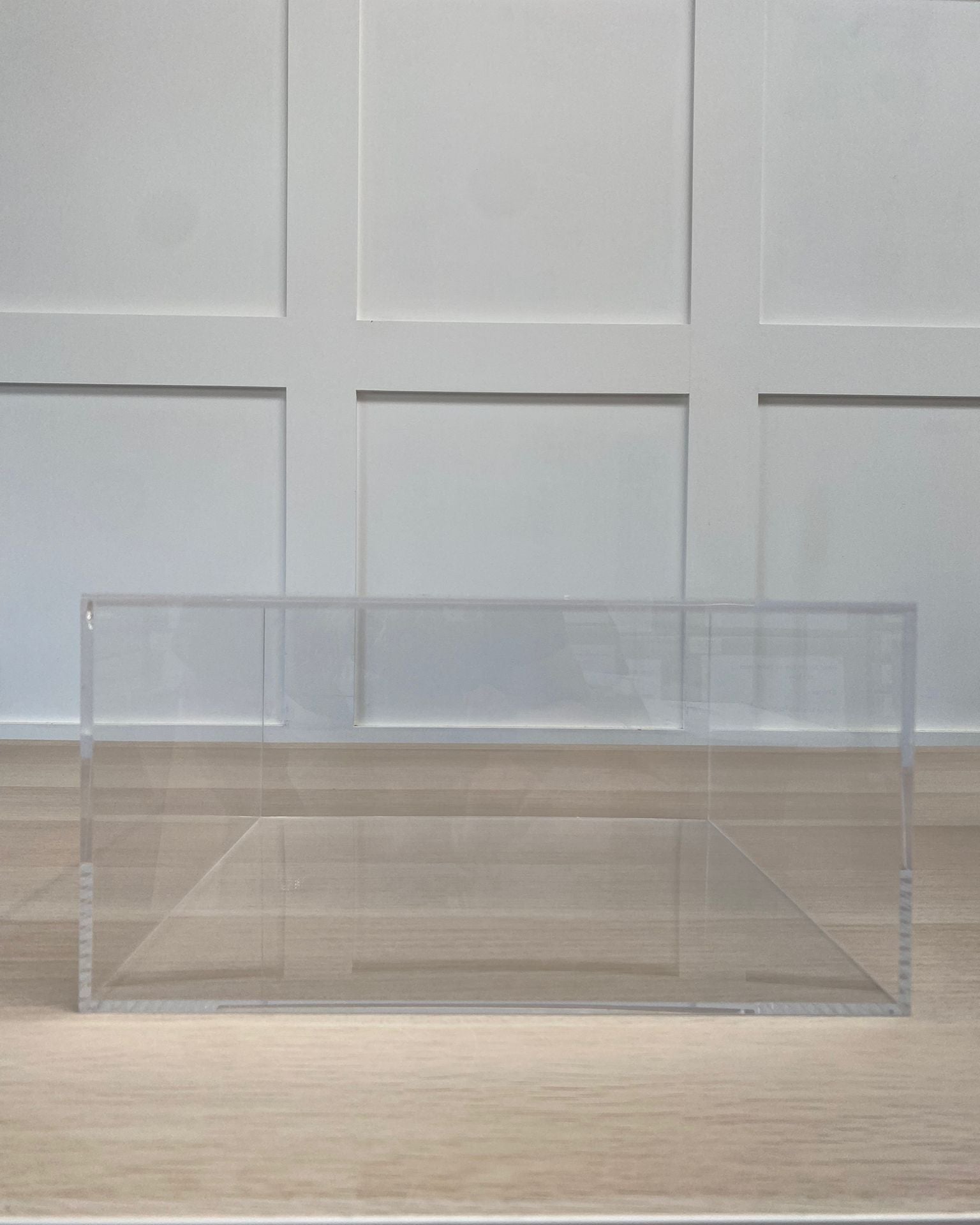 Outlet 8" x 4" Square Acrylic Fillable Clear Tier Separator 12mm dowel hole - Imperfect - Prop Options