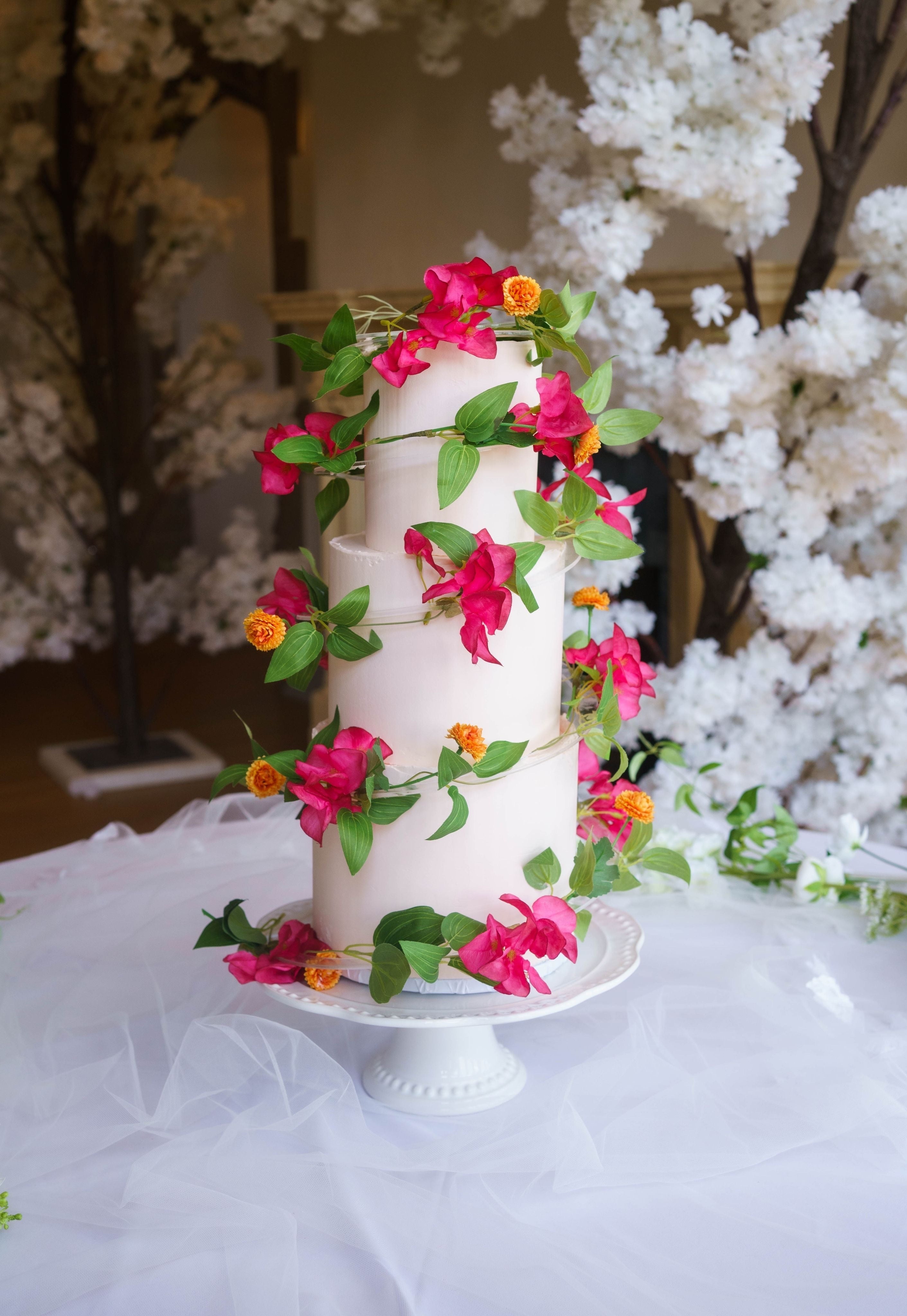 Cake Spiral™ - Acrylic Wrap for Tiered Cakes - Prop Options