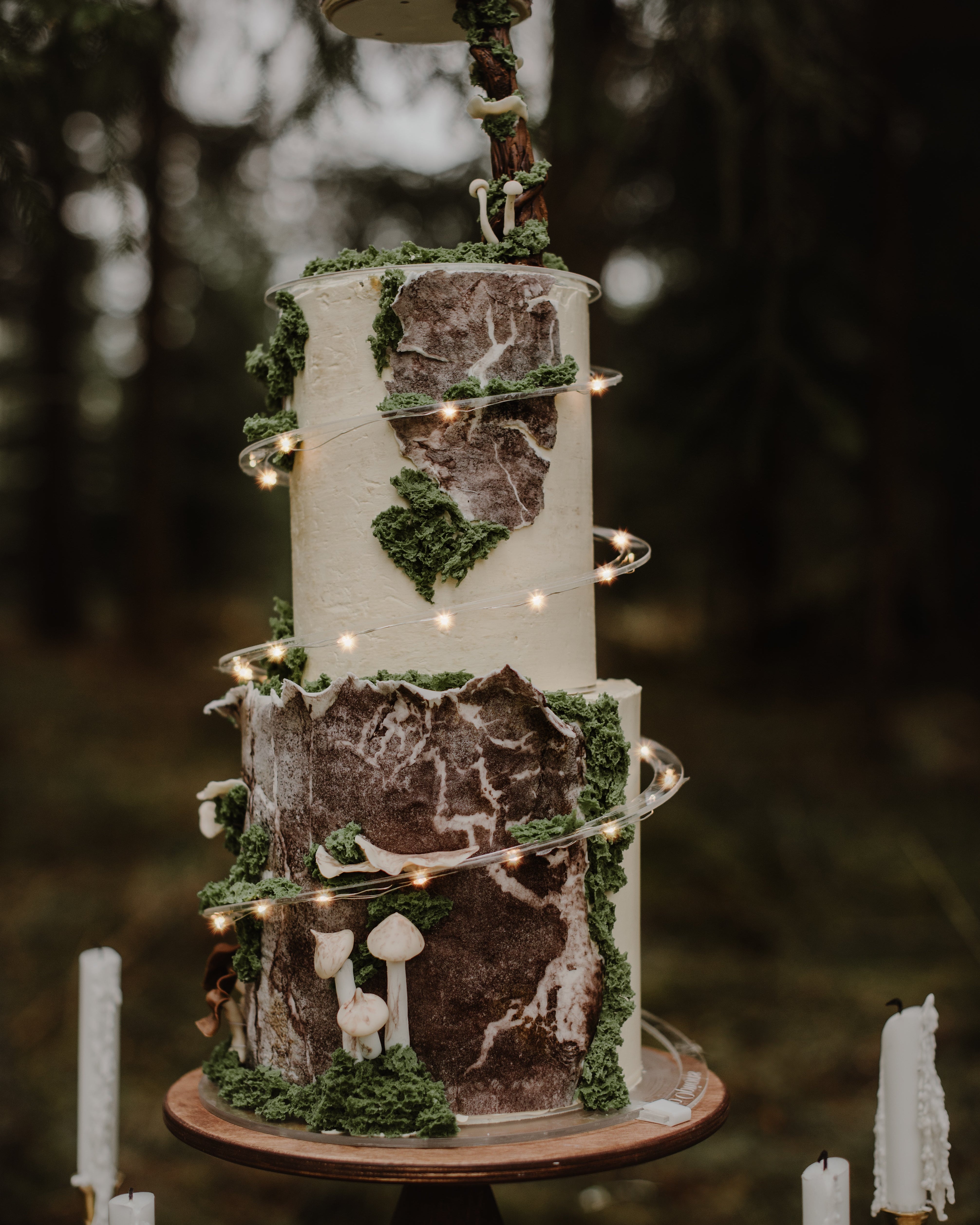 Cake Spiral™ - Acrylic Wrap for Tiered Cakes - Prop Options