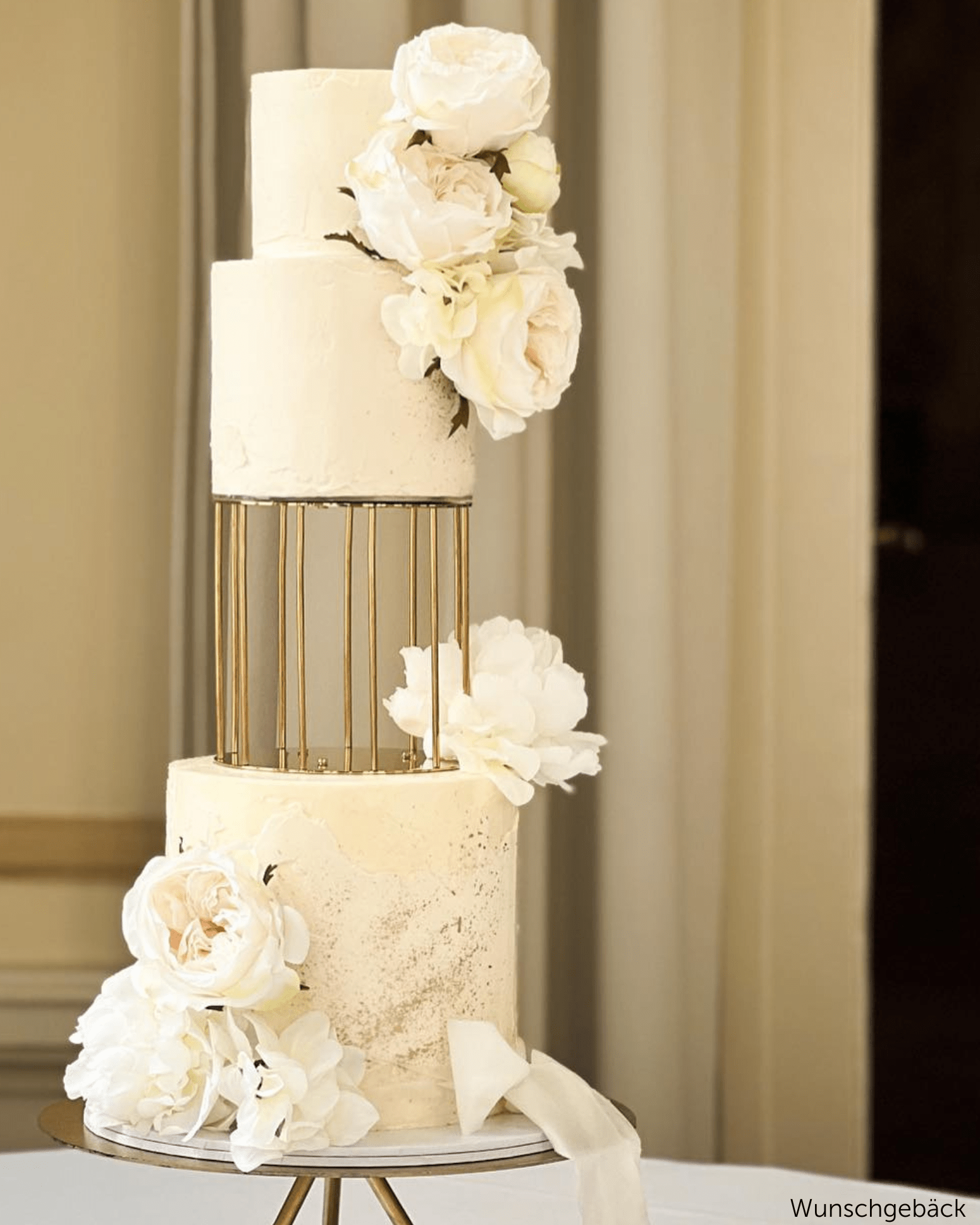 Gold Birdcage Cake Separator - Prop Options