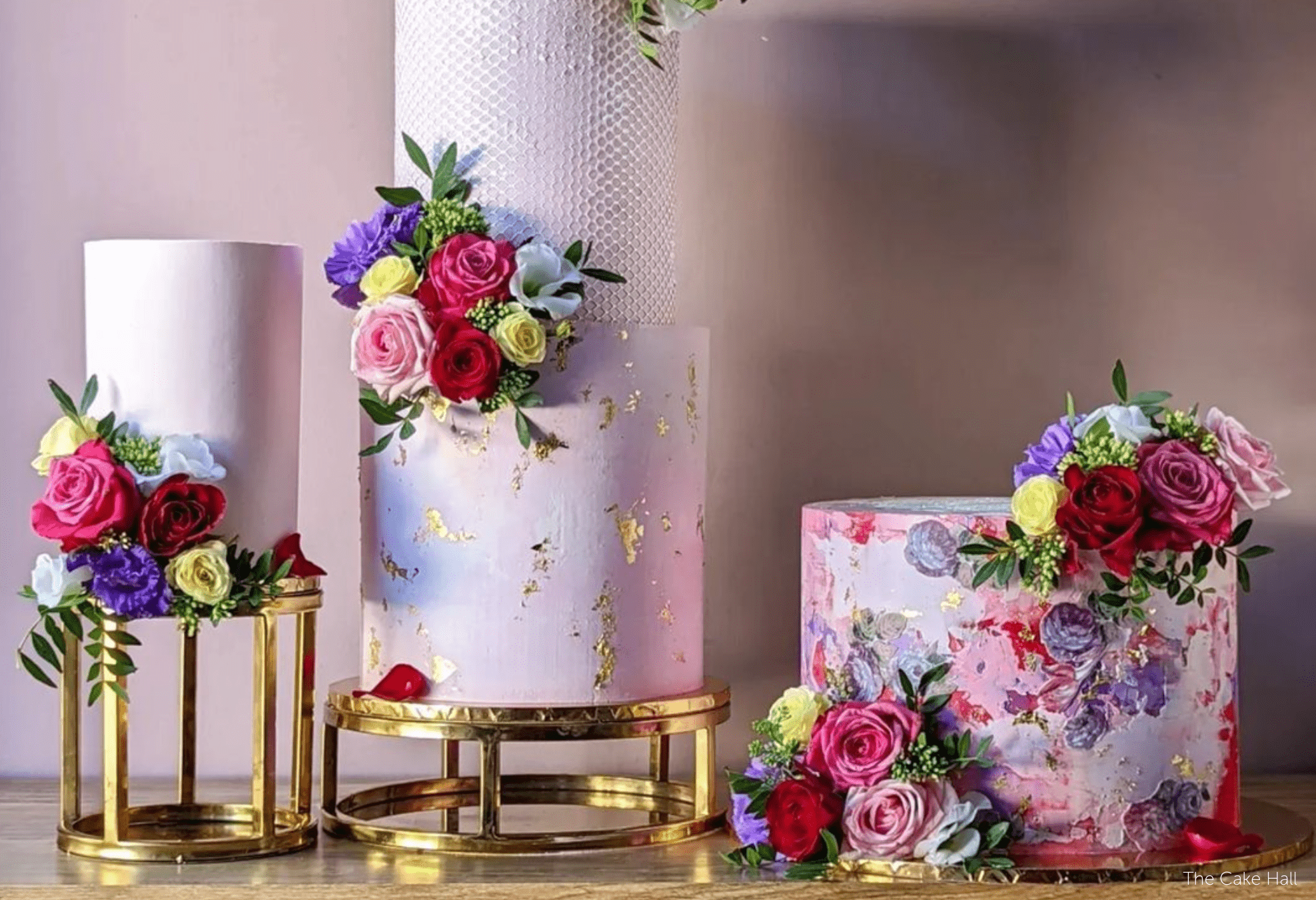 PropBundles - Set of Two - 6" & 10" Round Metallic Cake Separators and Stands - Prop Options