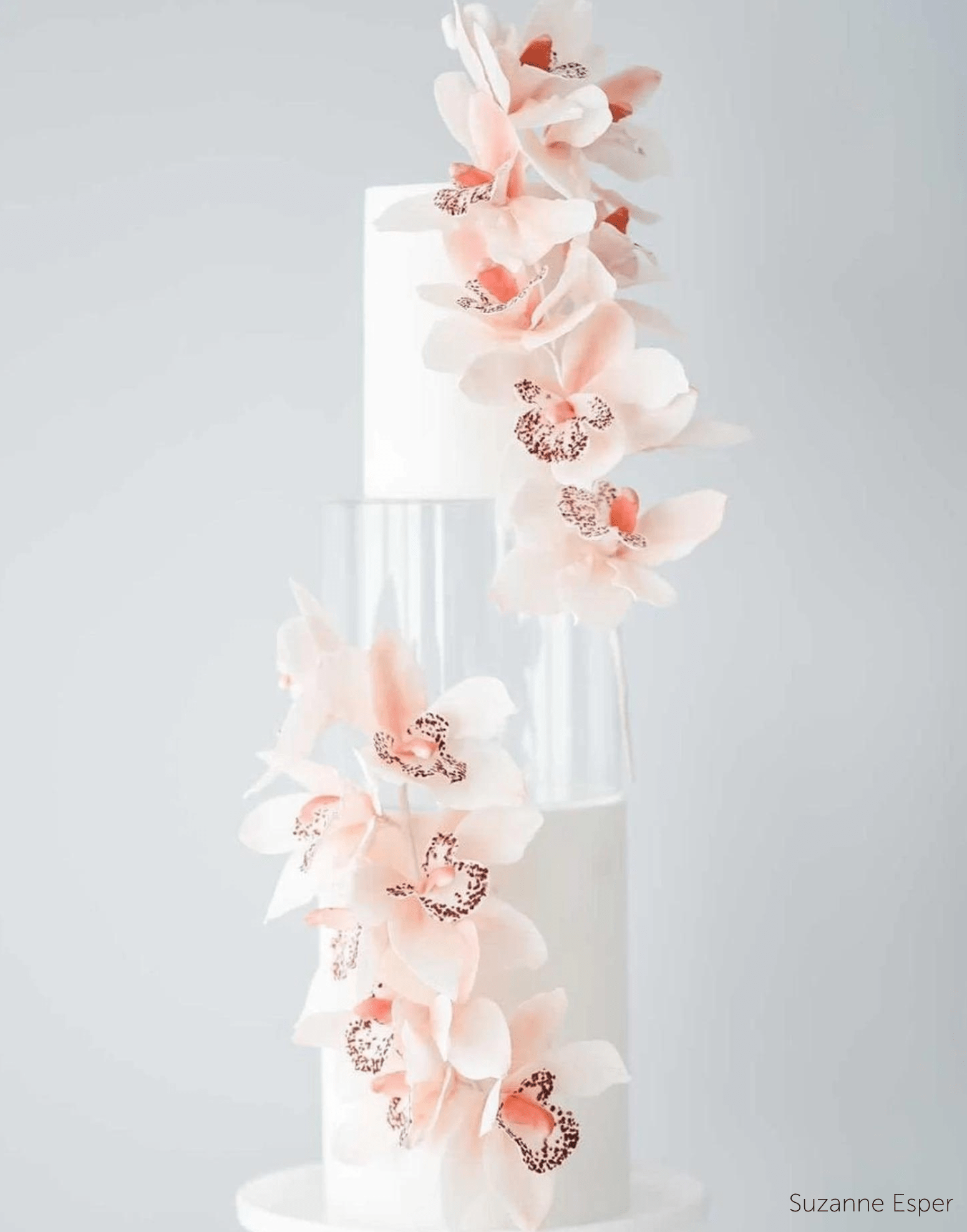 Round Acrylic Fillable Clear Tiers - Prop Options