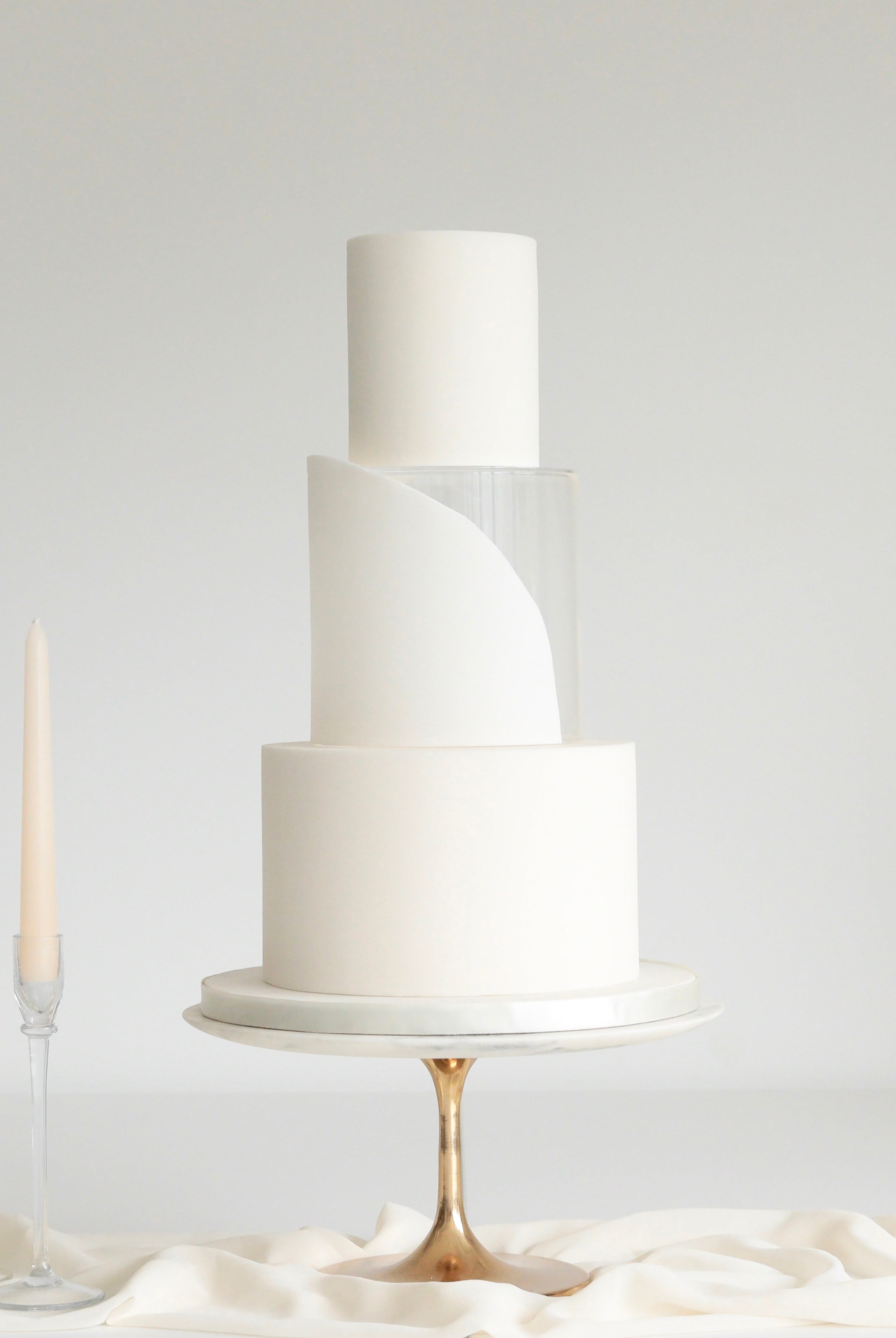 Round Acrylic Fillable Clear Tiers - Prop Options