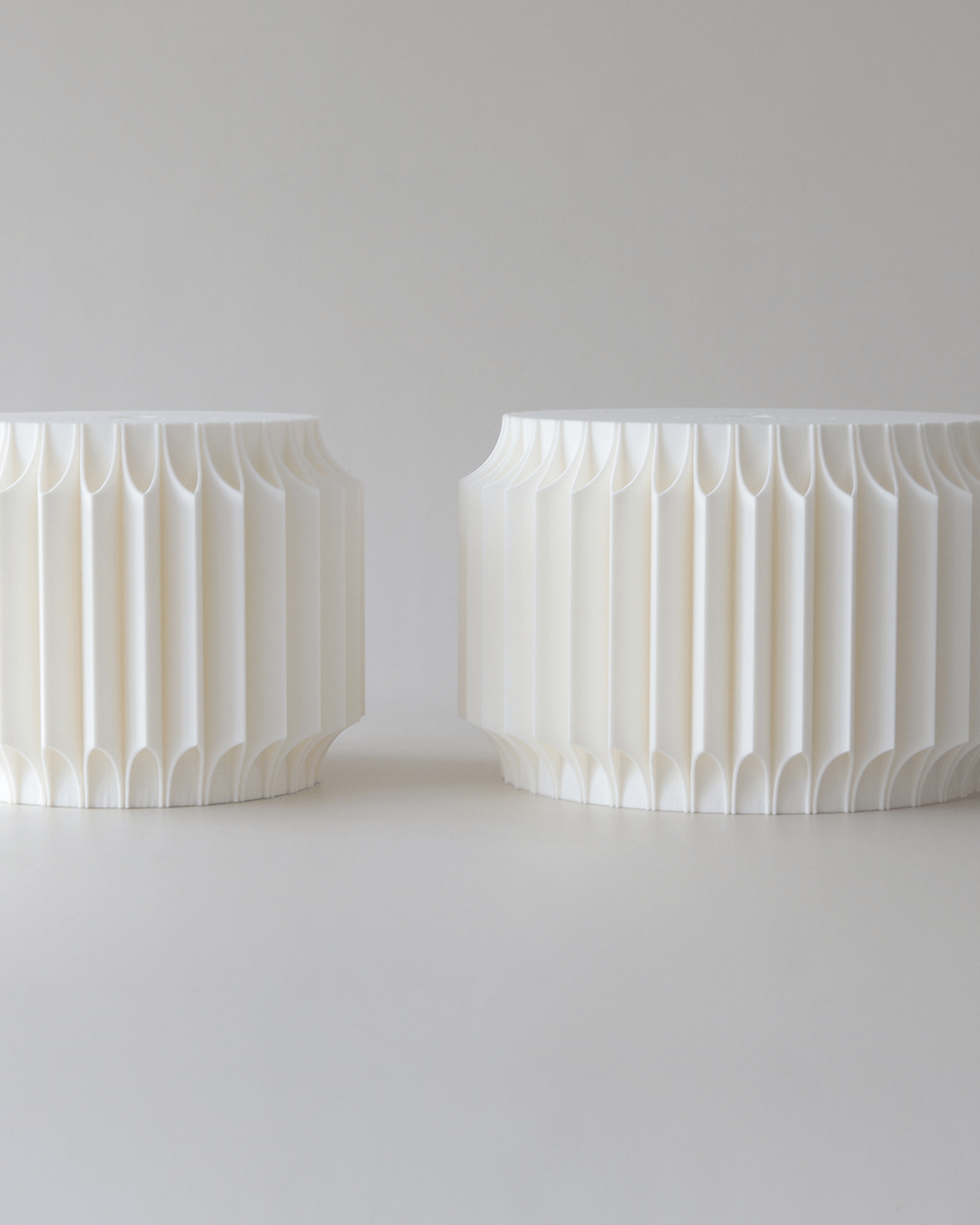 Round Fluted Cake Separator - Prop Options