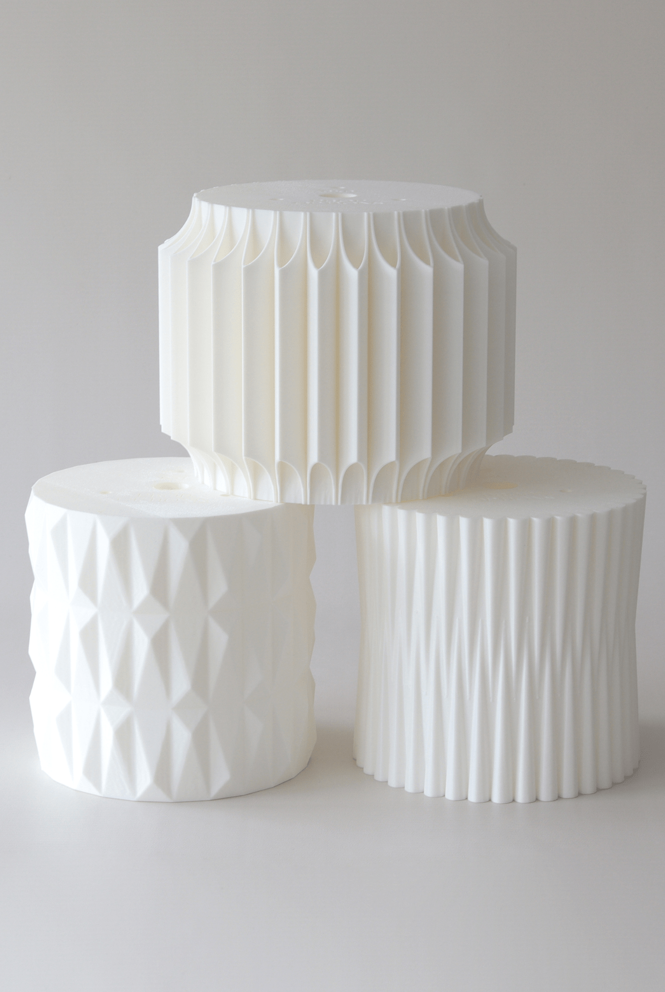 Round Fluted Cake Separator - Prop Options