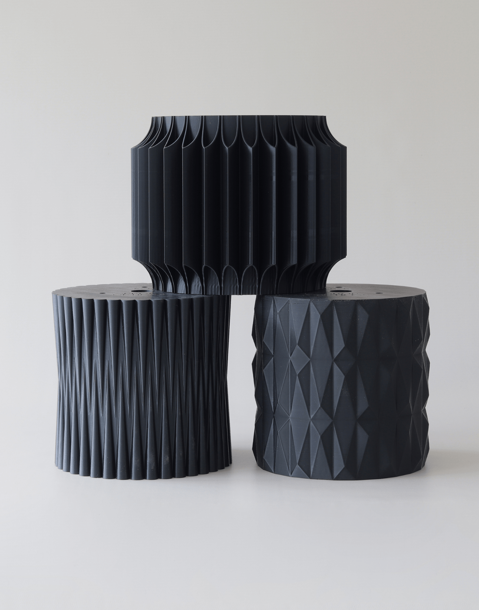 Round Fluted Cake Separator - Prop Options