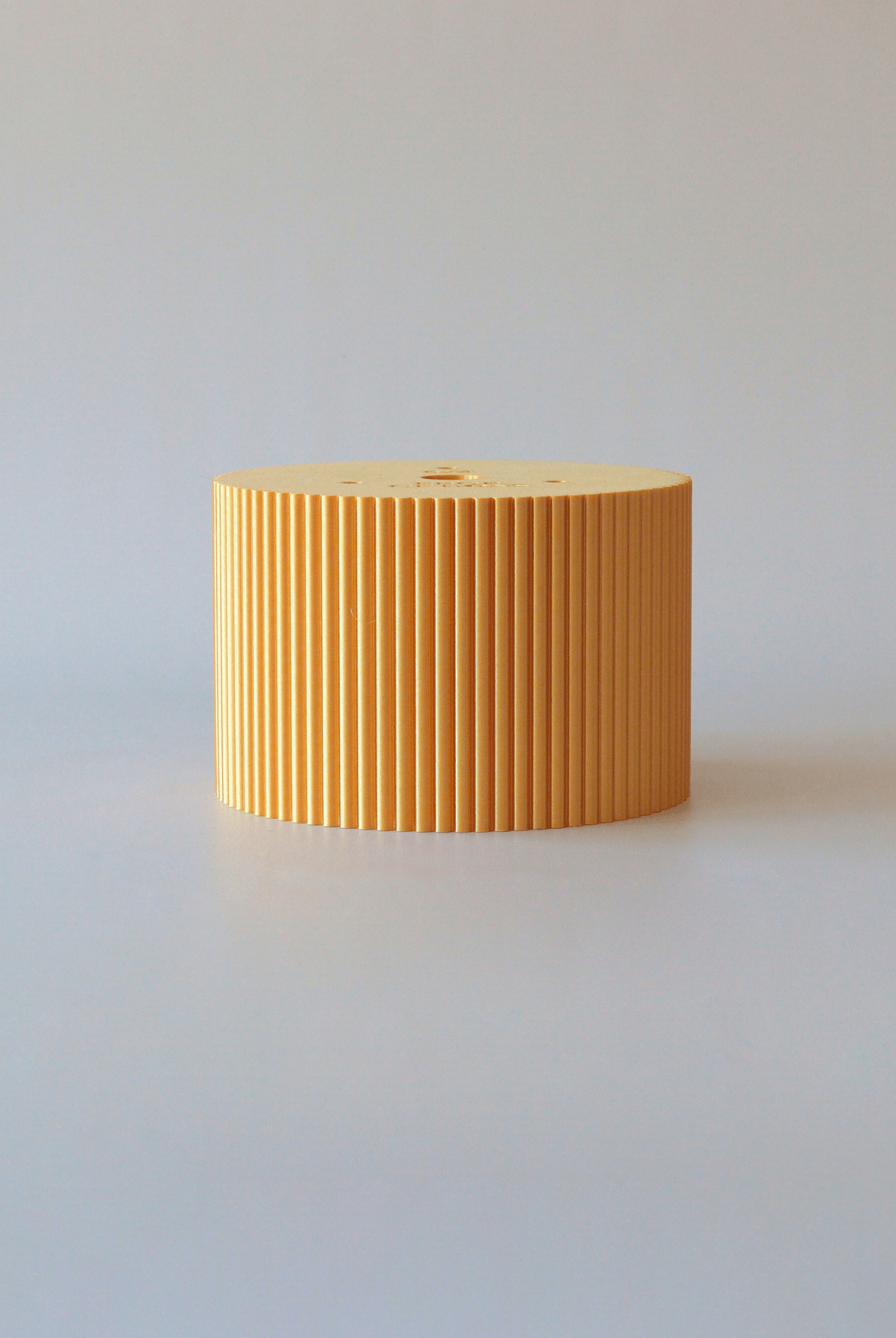 Round Reeded Cake Separator - Prop Options