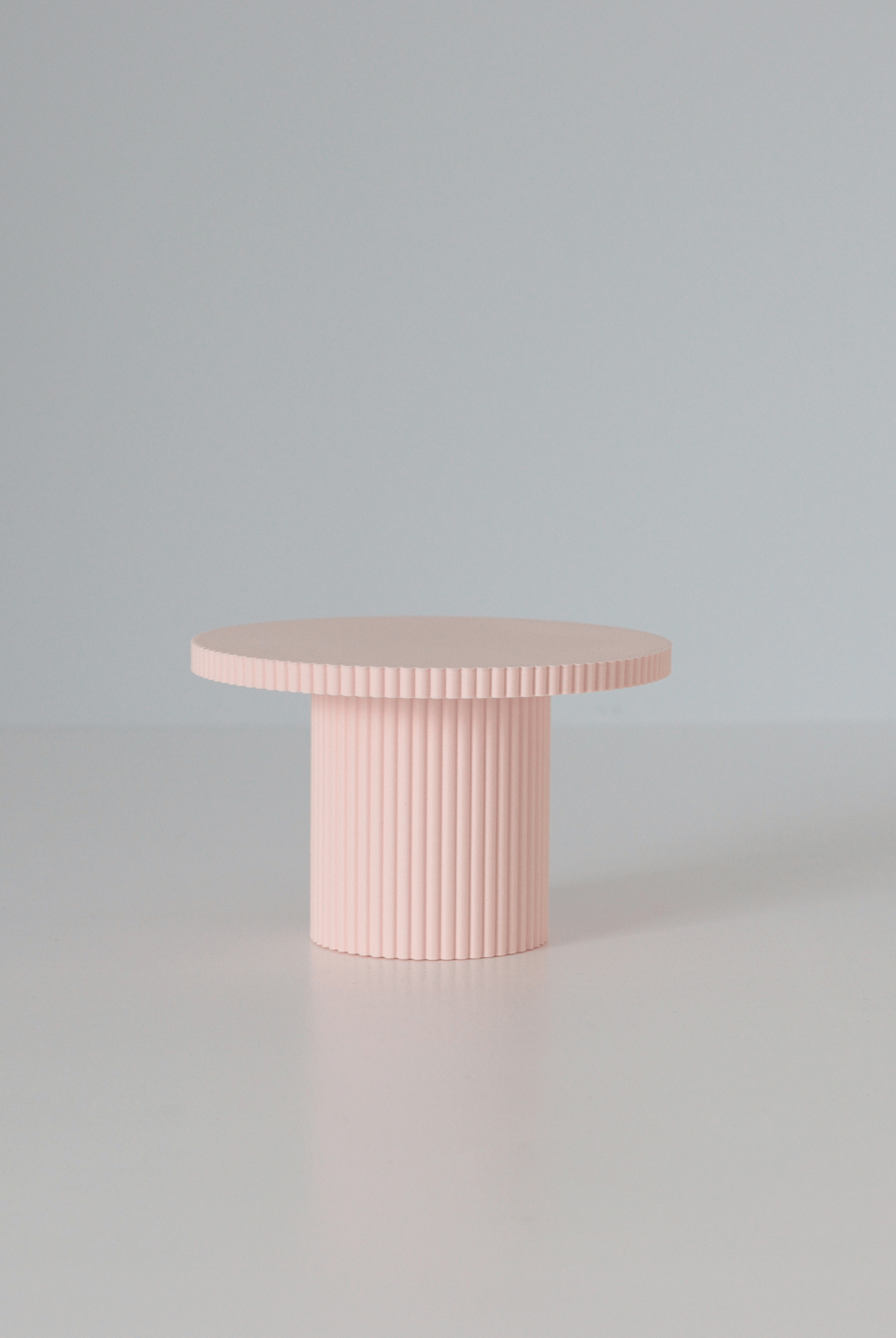 Round Reeded Cupcake Stand - Prop Options