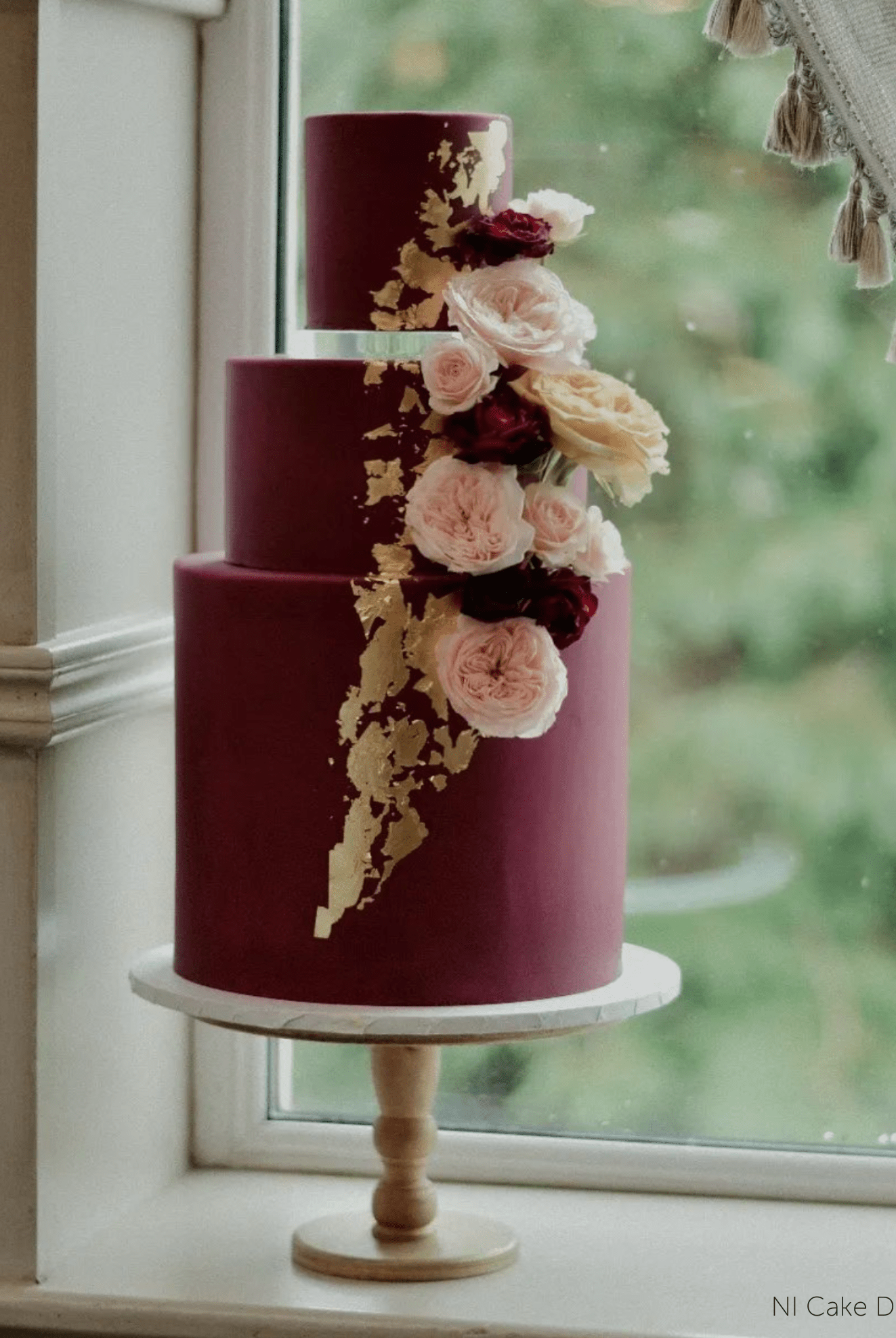 The Original Scandinavian birch stand - Prop Options