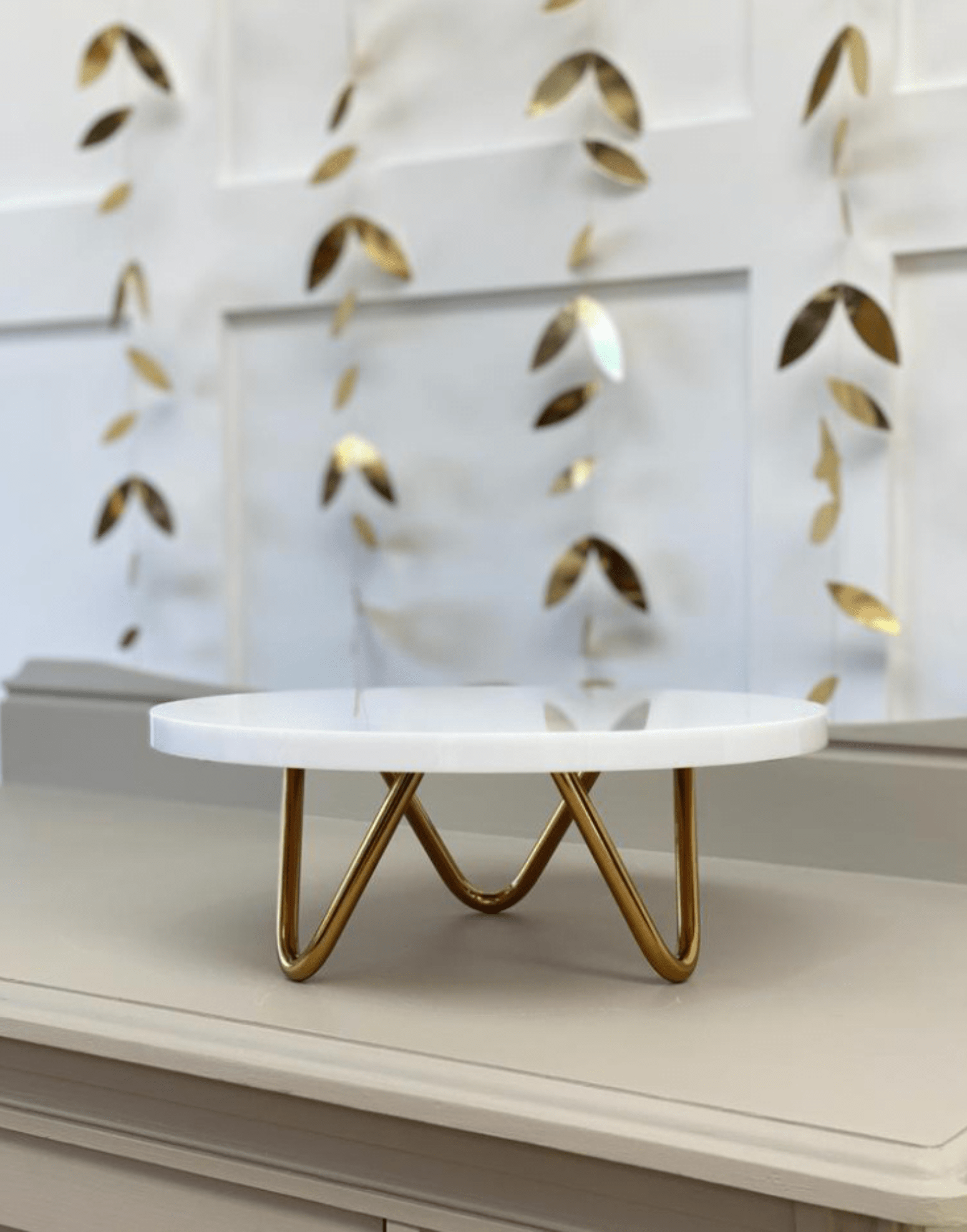 The Pinnacle Acrylic Hairpin Cake Stand - Prop Options