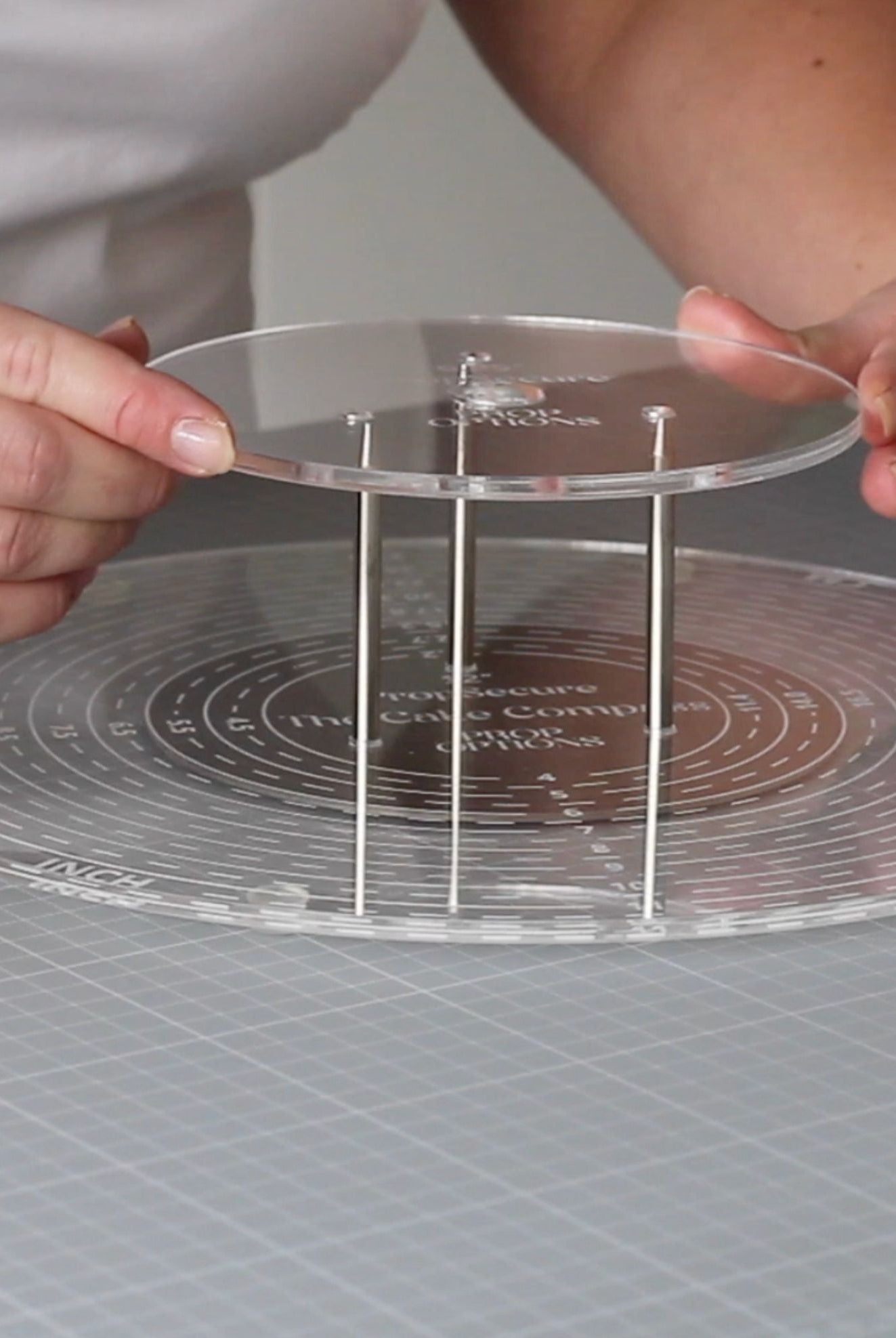 The Round Cake Compass - PropSecure® - Prop Options