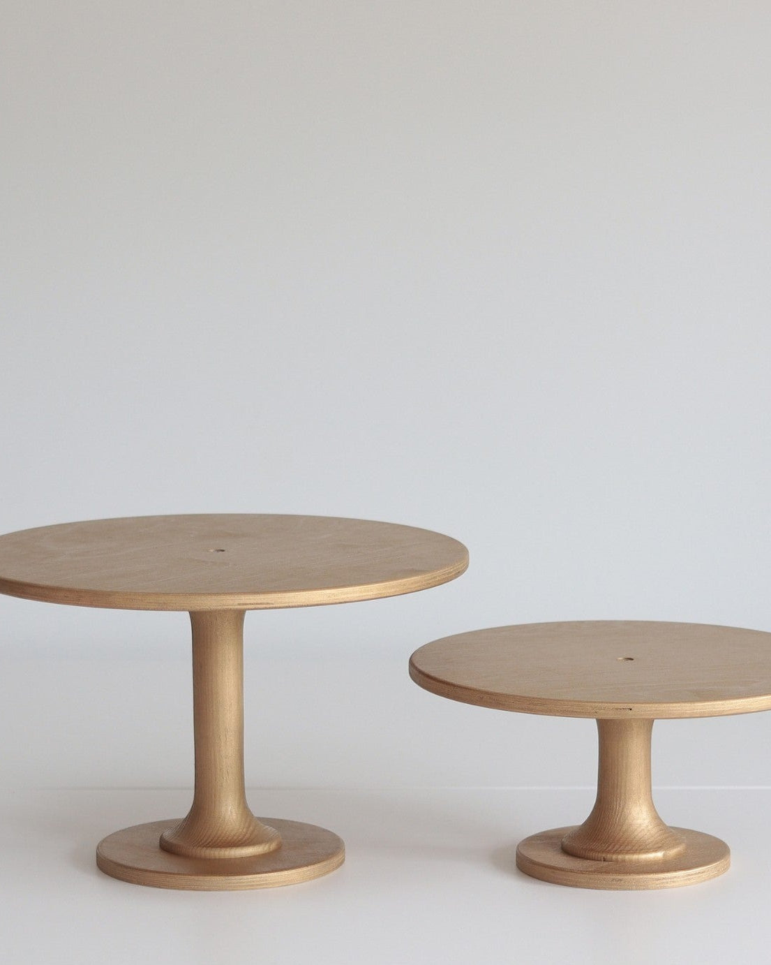 Scandinavian Birch - Woodgrain Gold finish - Prop Options
