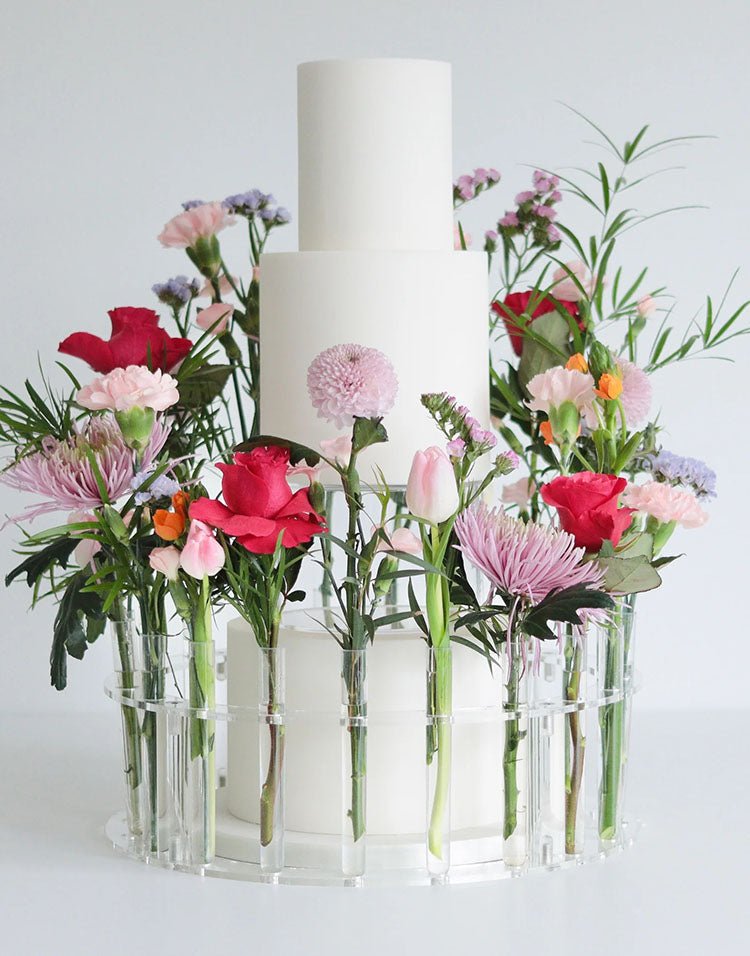 The Ultimate Wedding Cake Guide 2024 - Prop Options