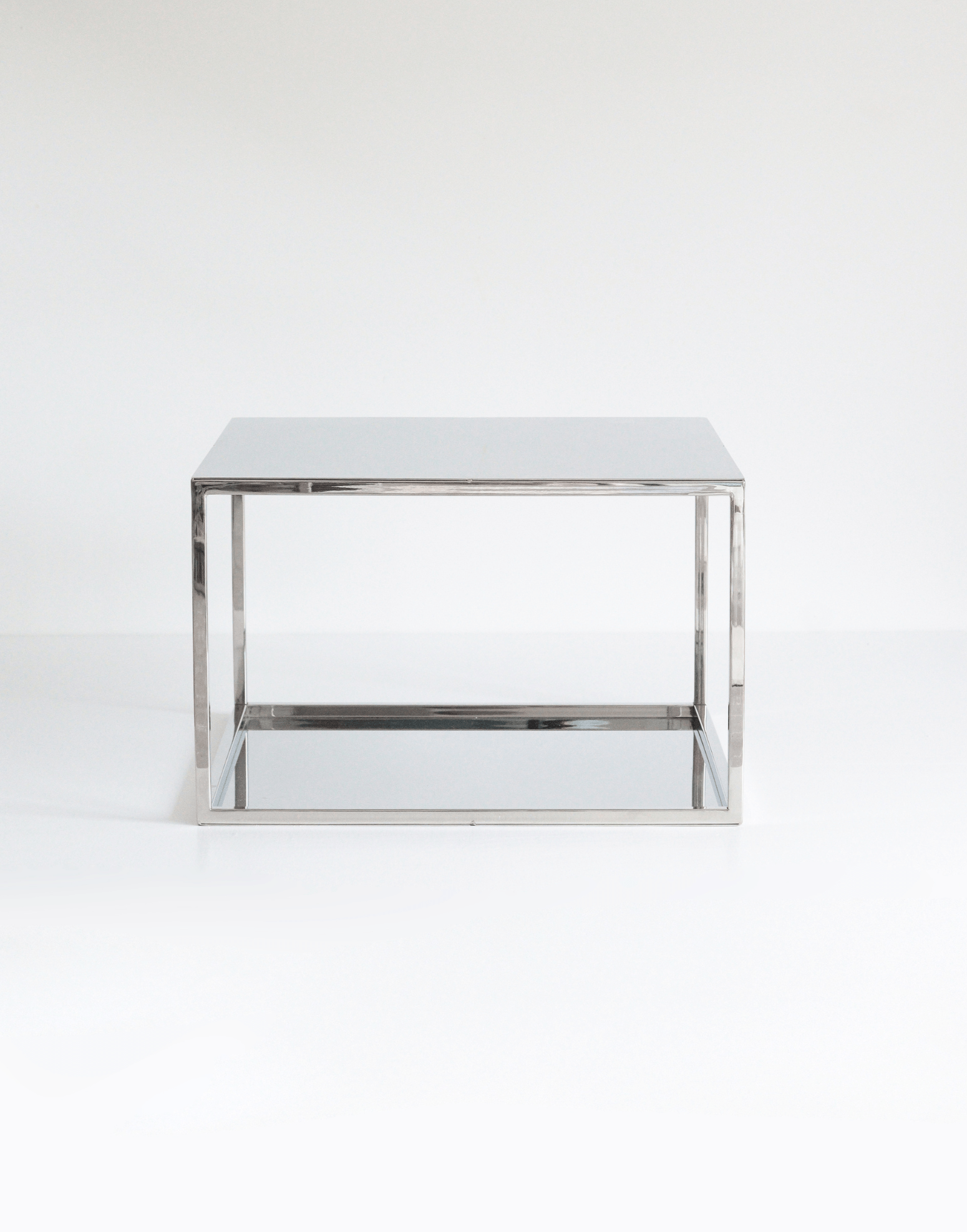 14" Square Metallic Plinth - Prop Options