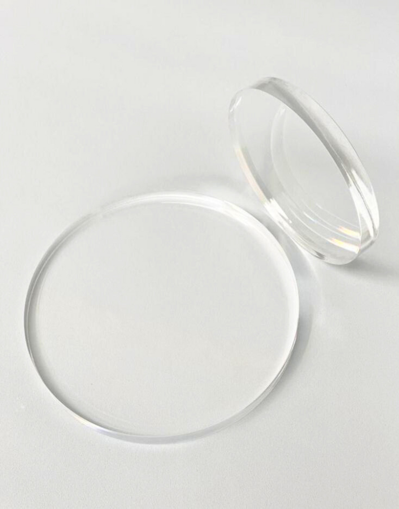 15mm Acrylic Cake Separators on a blank background - Prop Options