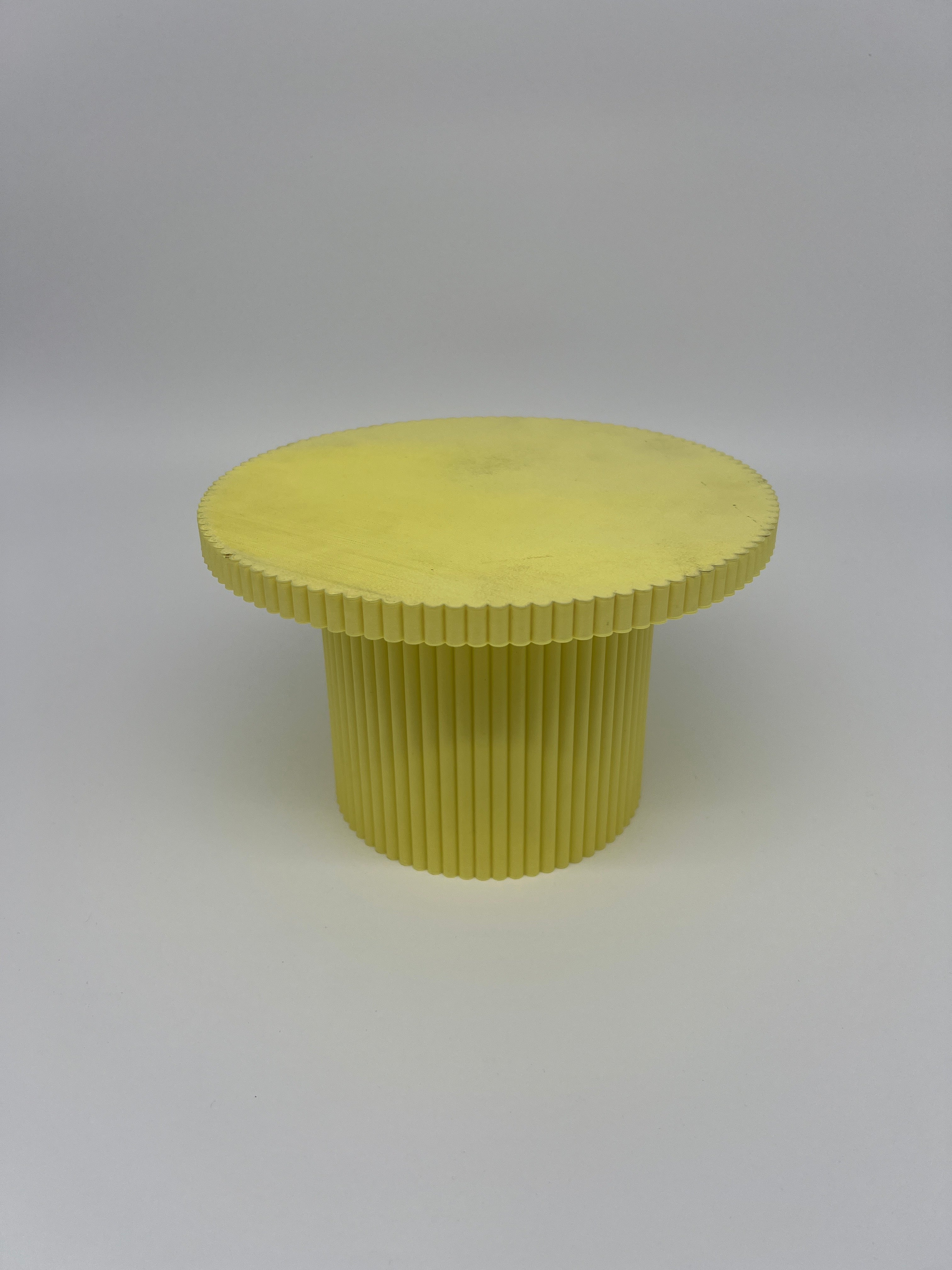 Outlet 8" Reeded Stand - Yellow - Misprint - Prop Options