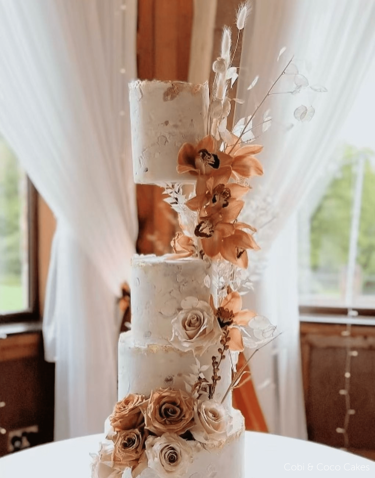 PropBundle - Round Floating Side Bar PropSecure® Cake Separator, Pins & Cake Board - Prop Options