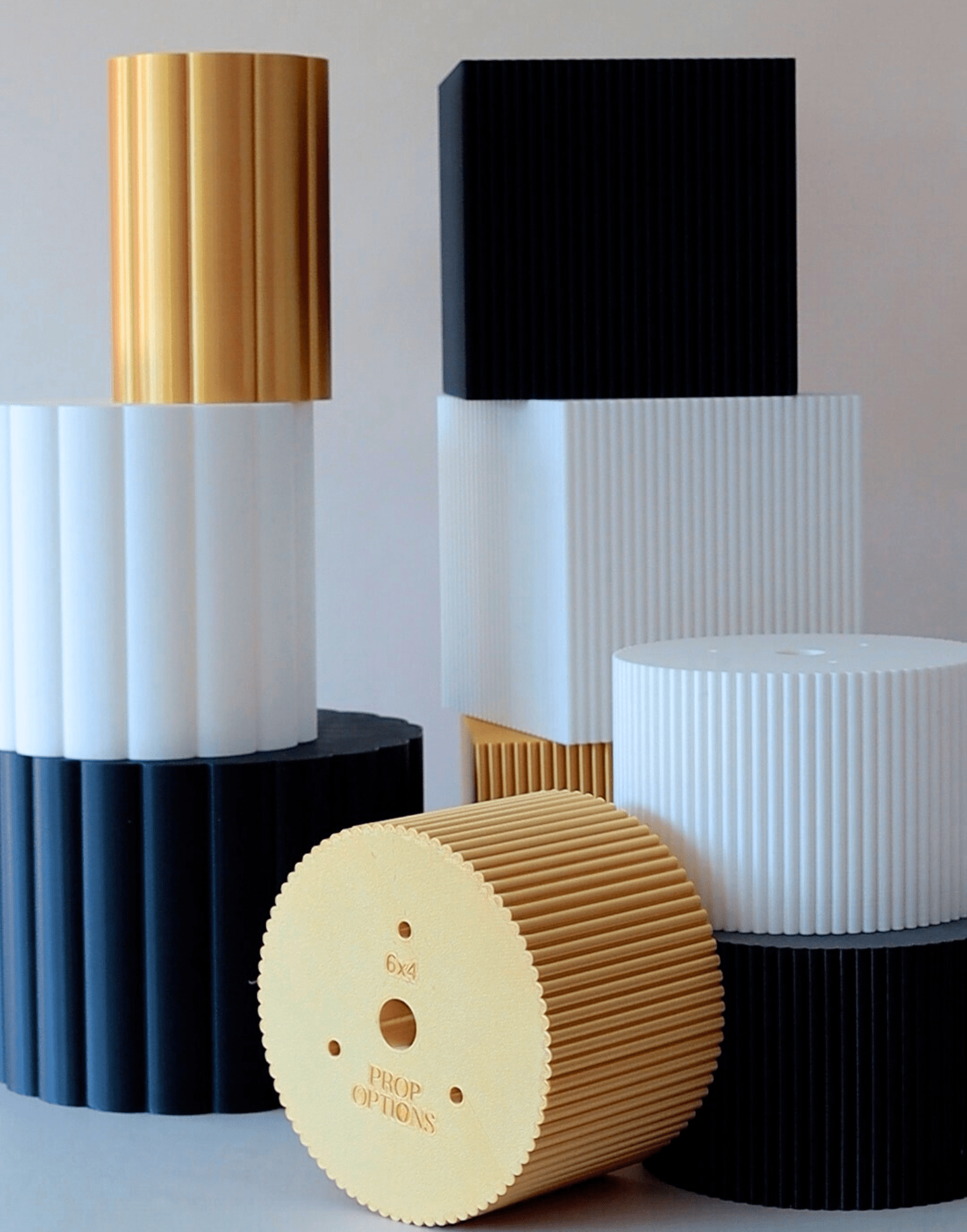 Round Reeded Cake Separator - Prop Options