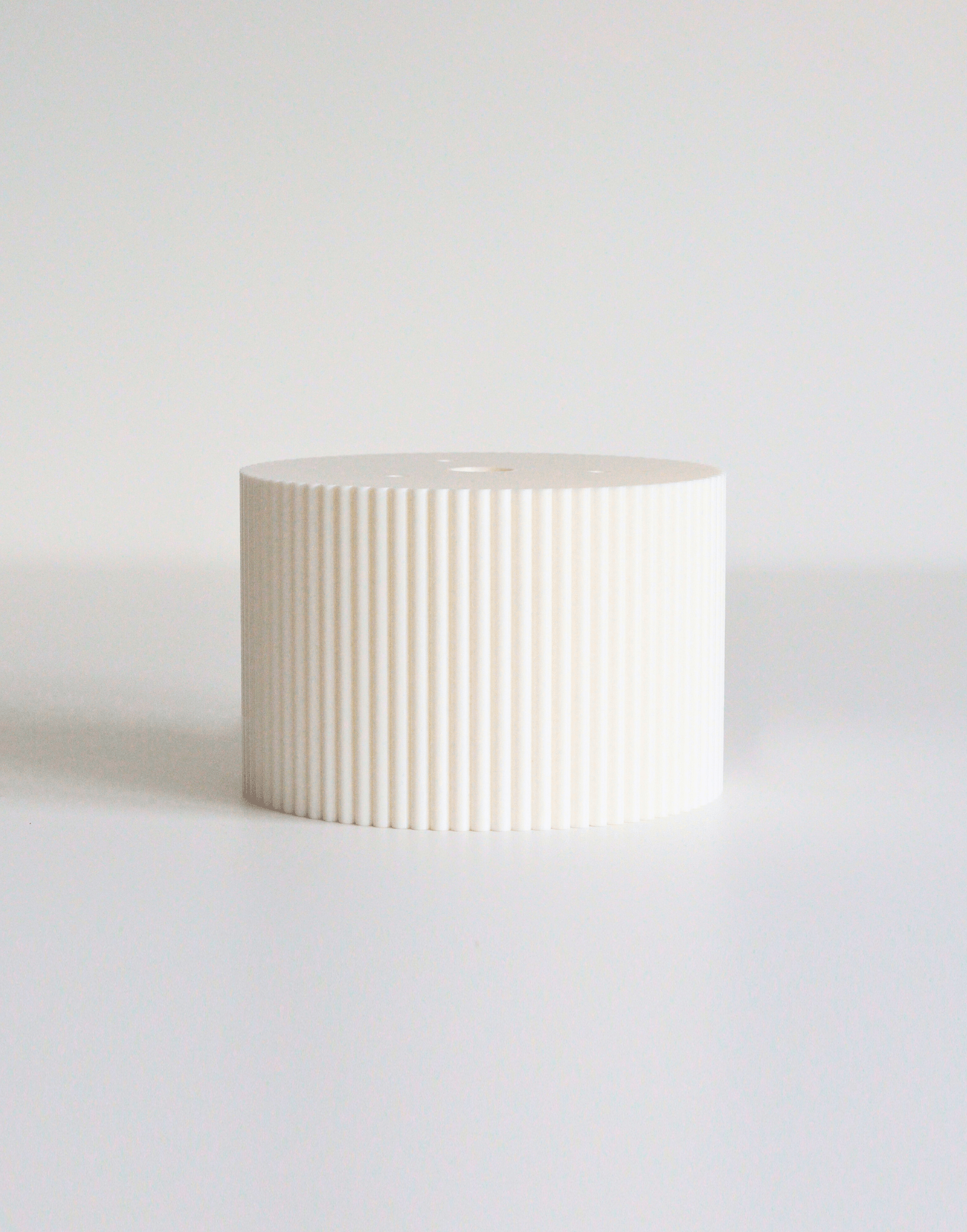 Round Reeded Cake Separator - Prop Options