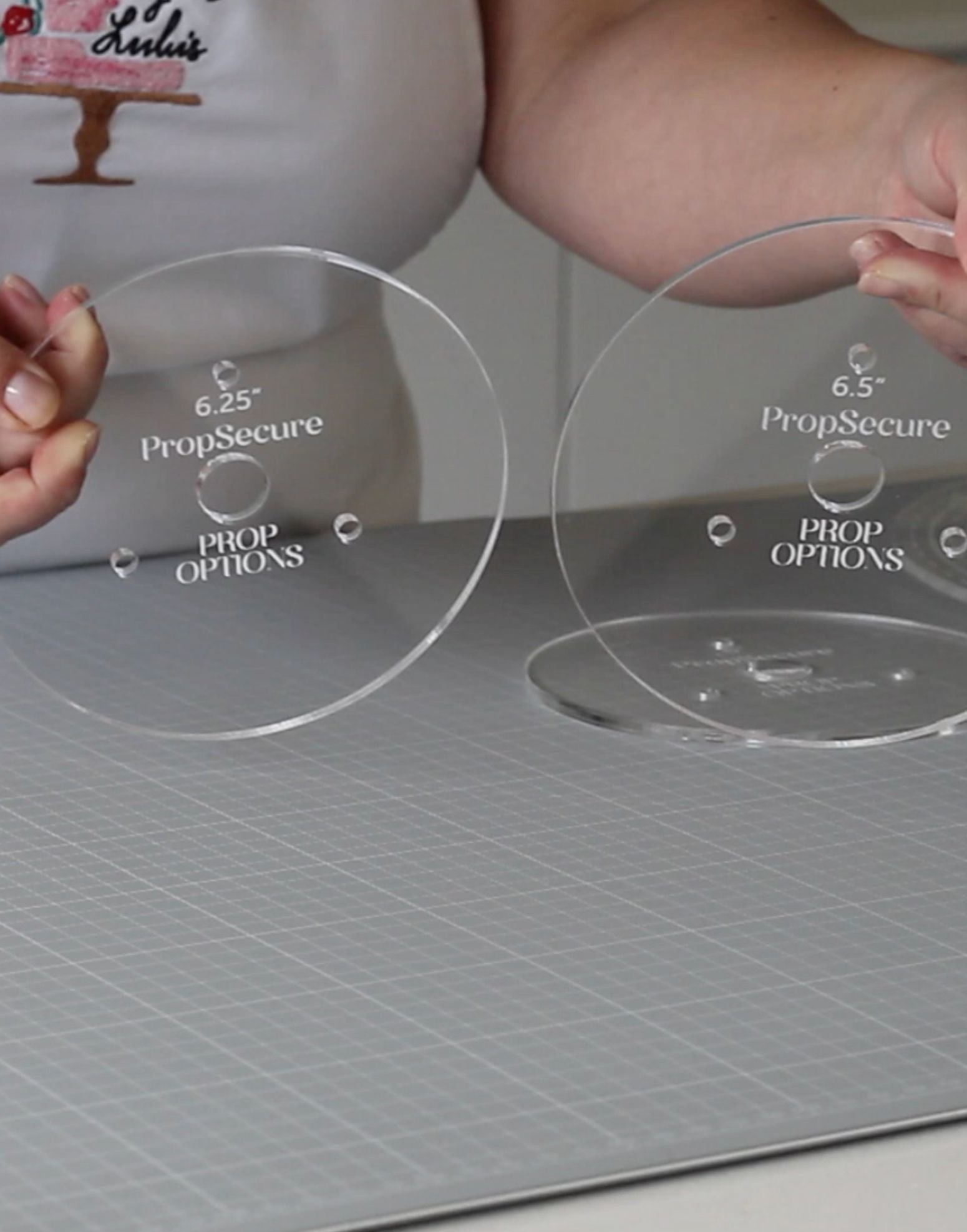 The Round Cake Compass: Round Cake Boards and Plates - Prop Options