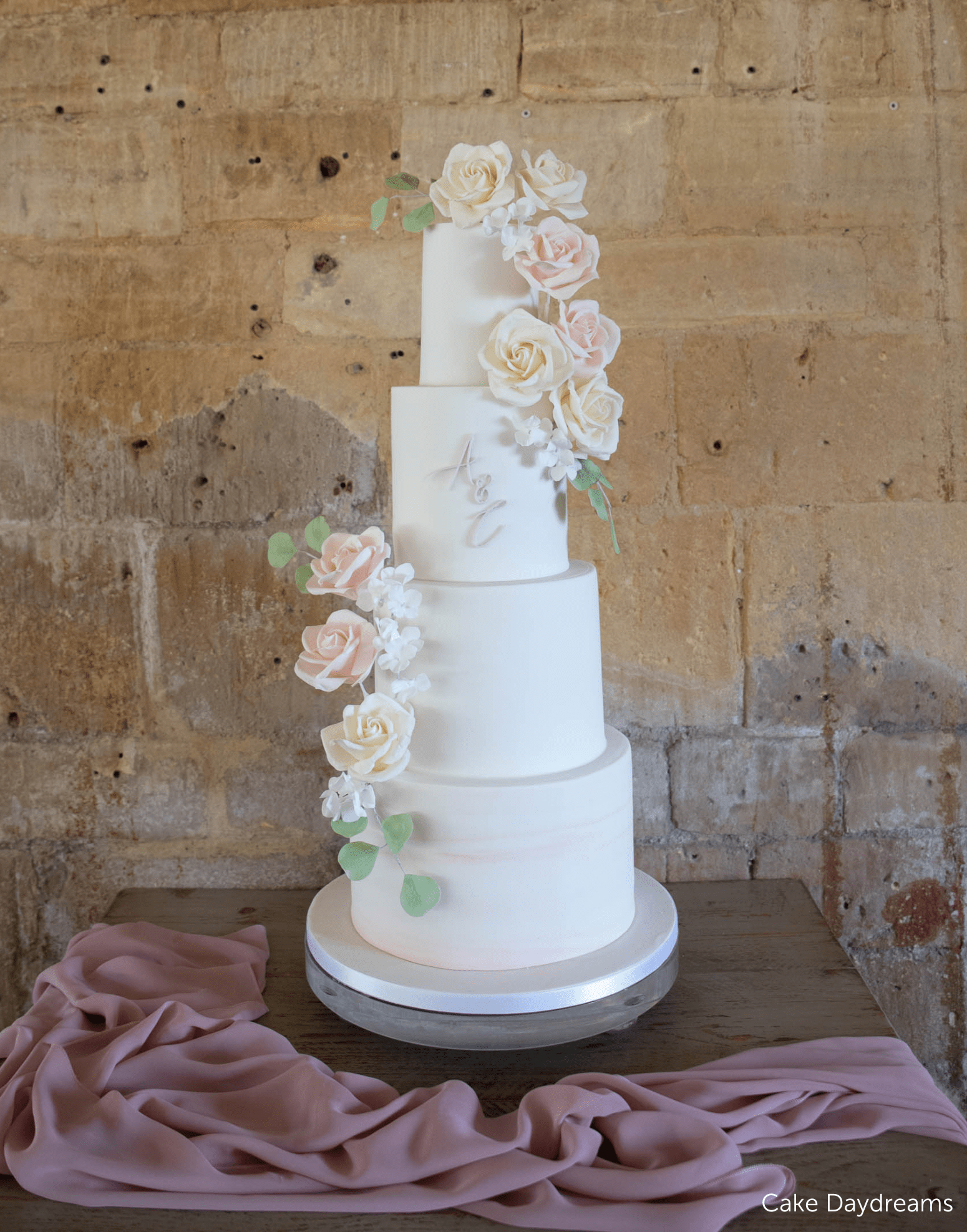 The Stage - Acrylic Footed Cake Stand - Prop Options