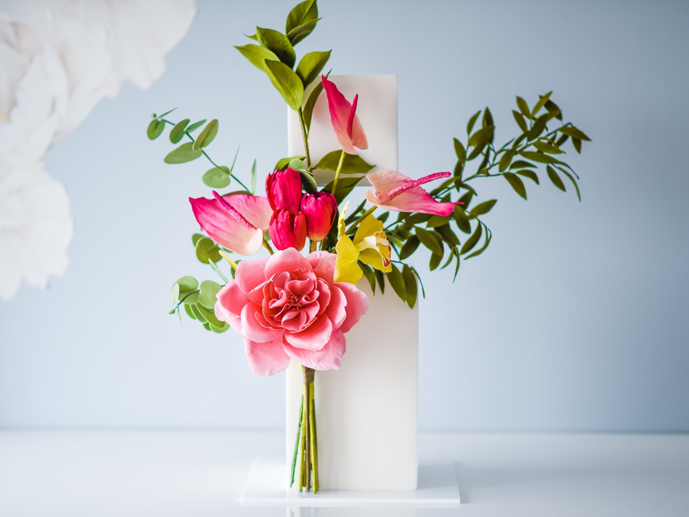 PropSecure® Square Floating Side Bar Cake Separator - Prop Options